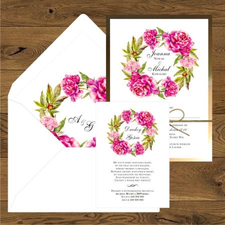Zaproszenia z piwonią w małym wianuszku.